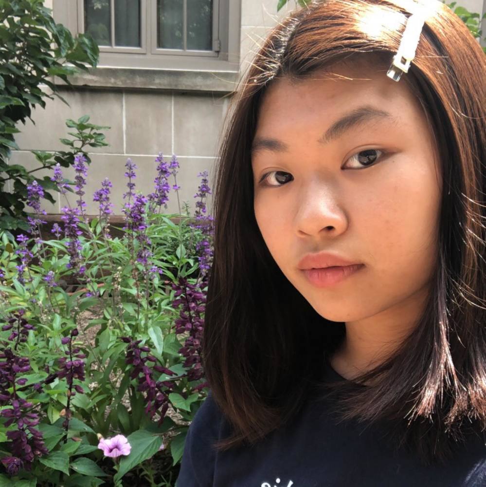 Meet your Posher, Mona